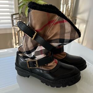 Burberry House Check Snow Boots 37